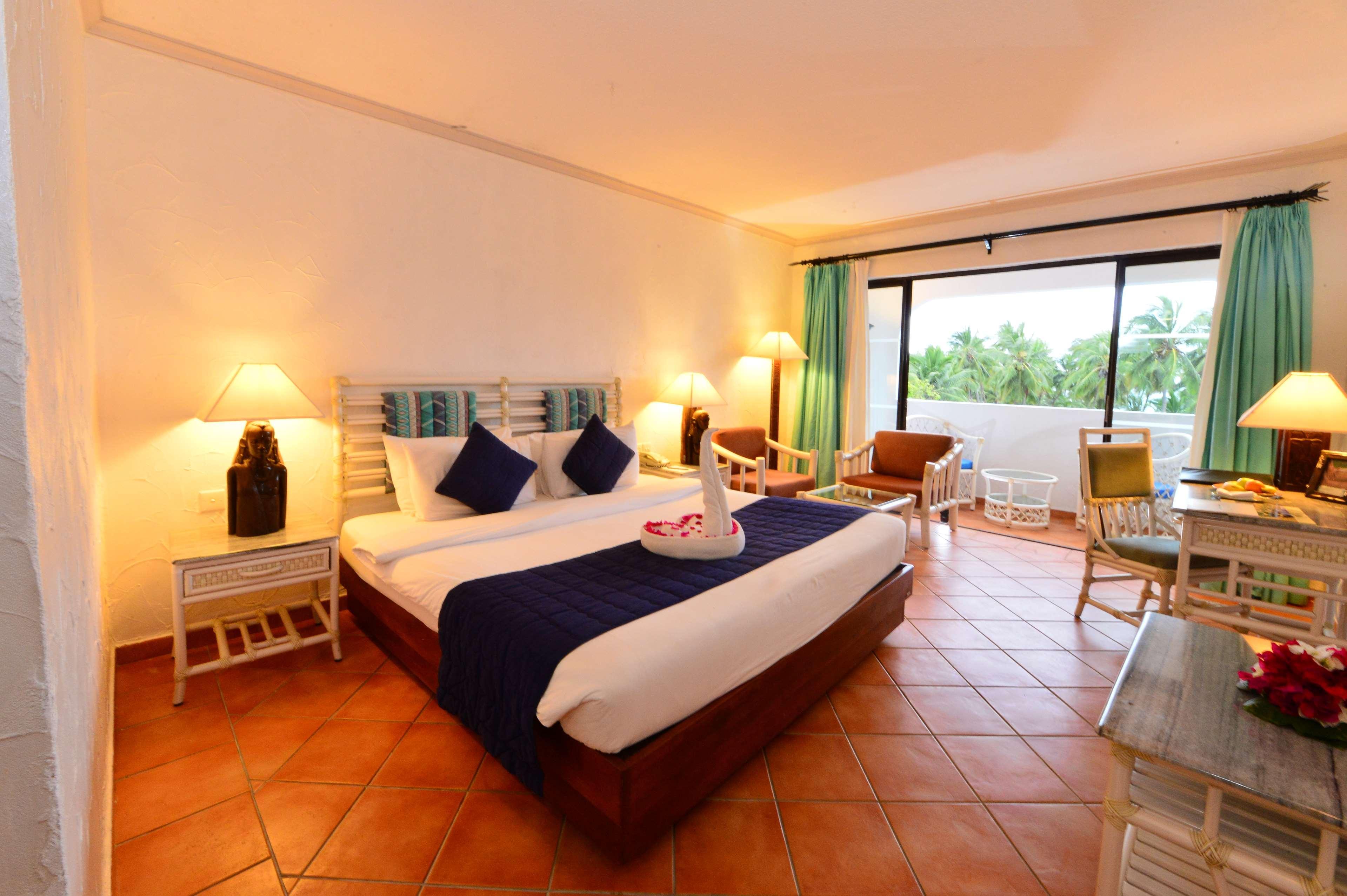 Diani Reef Beach Resort & Spa - Your Beachfront Bliss Awaits Diani Beach Exterior photo Deluxe Room