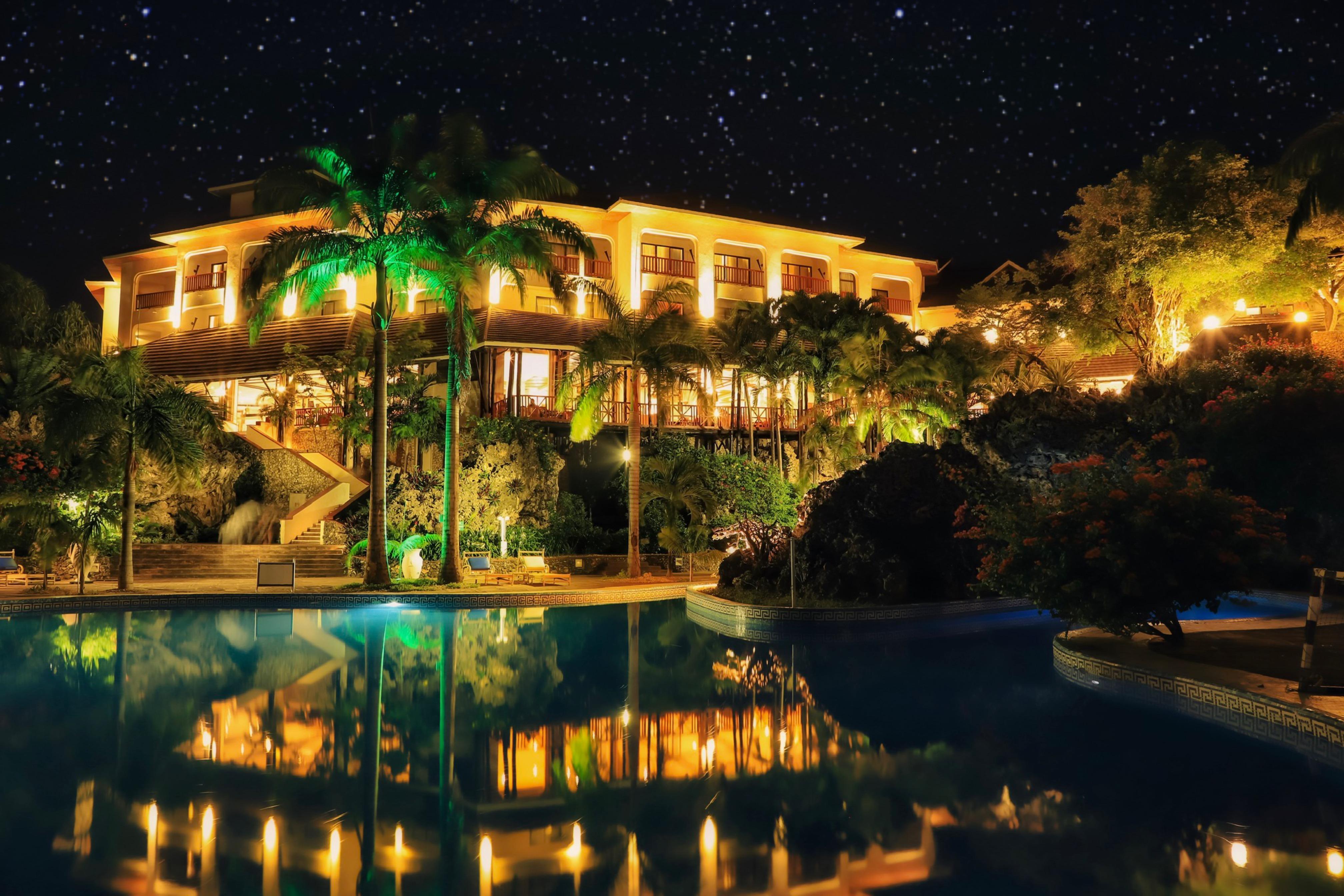 Diani Reef Beach Resort & Spa - Your Beachfront Bliss Awaits Diani Beach Exterior photo The resort at night