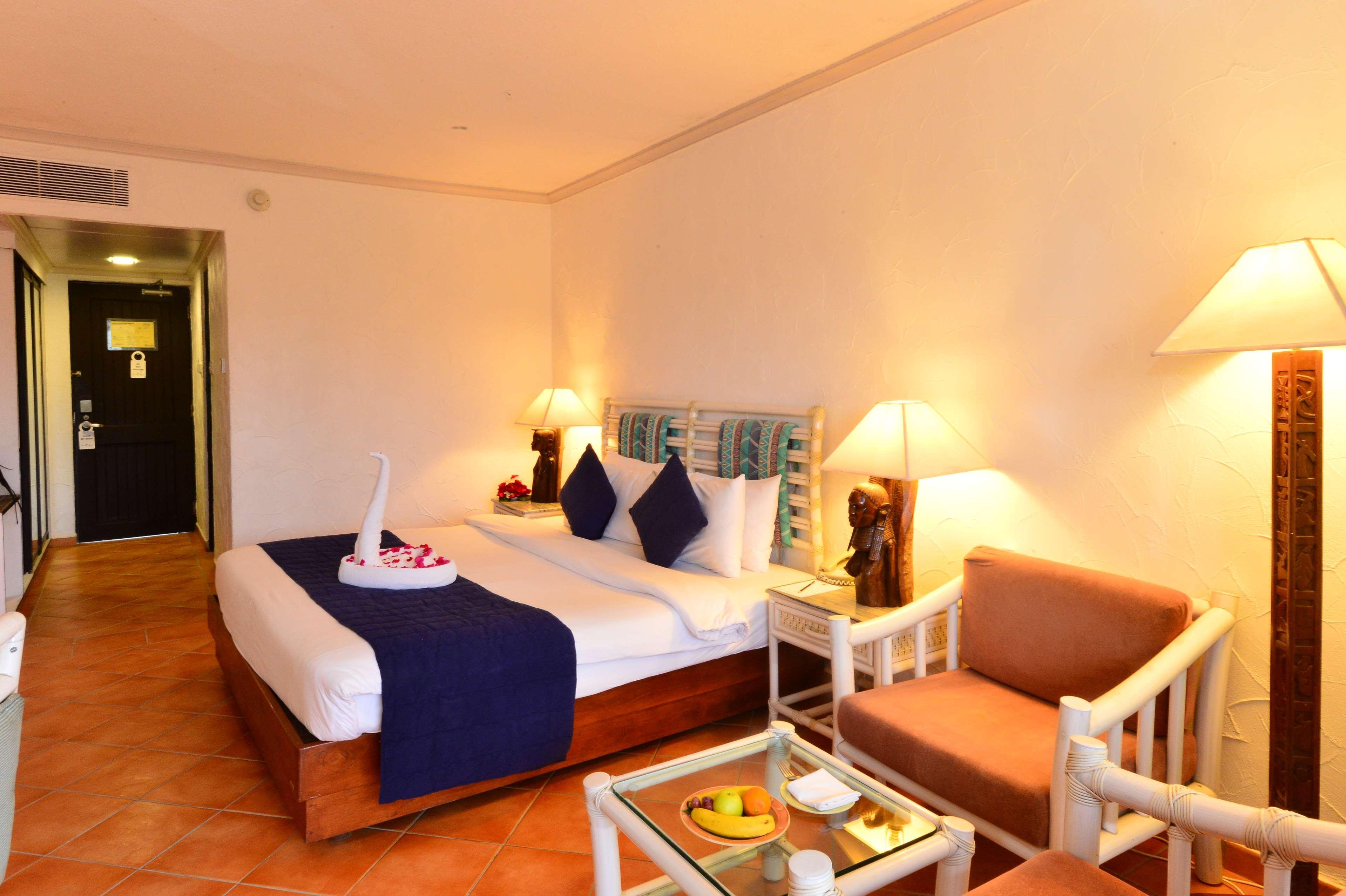 Diani Reef Beach Resort & Spa - Your Beachfront Bliss Awaits Diani Beach Exterior photo Deluxe Room